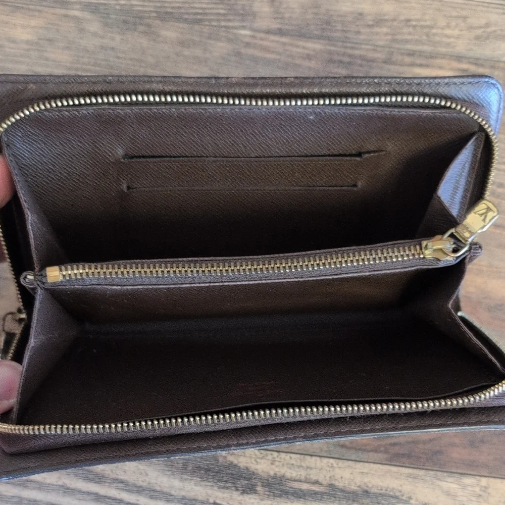 Louis Vuitton Rich Brown Damier Ebene Leather Zippy Long Wallet